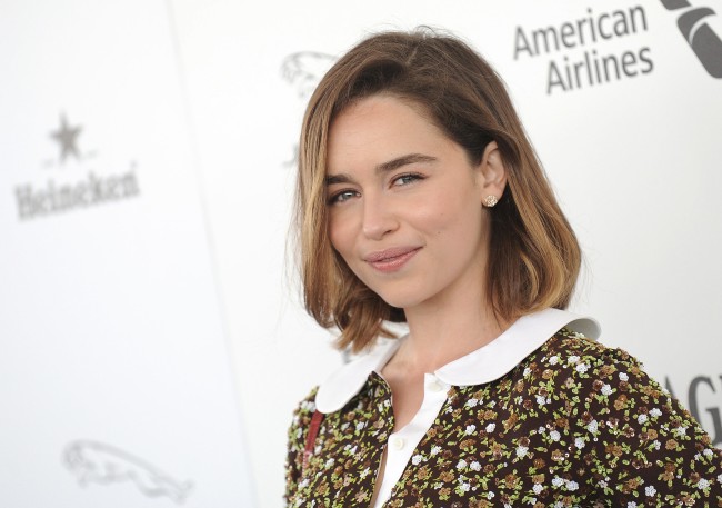 Emilia Clarke Vill Ha Mer Naket Foto Ibl Emilia Clarke Vill Ha Mer Naket Foto Ibl