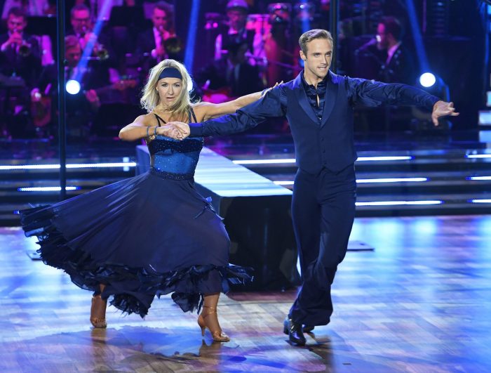 Kristin Kaspersen och Calle Sterner dansar i Let's dance
