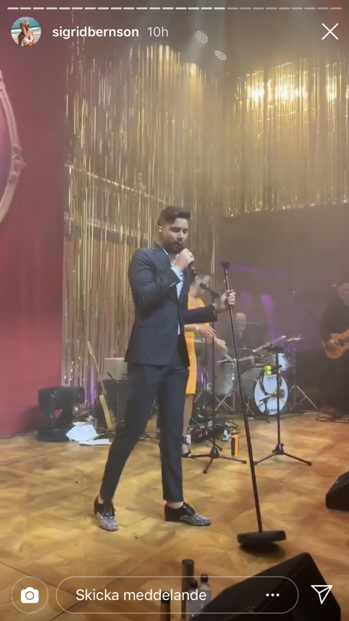 Robin Bengtsson fick ett par glittriga skor i gåva av Sigrid Bernson i Let's dance 2019.